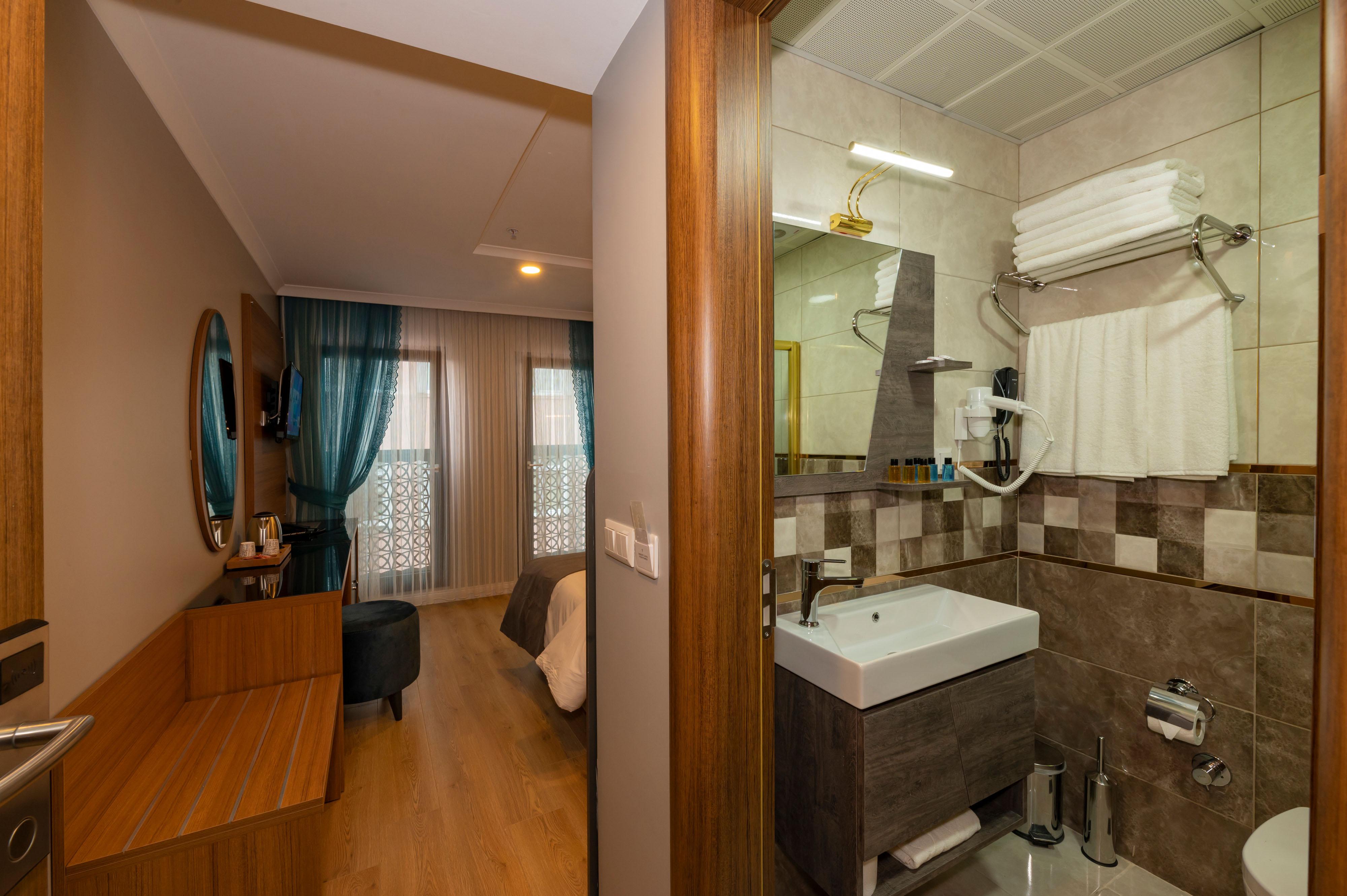 New Emin Hotel Istanbul Ngoại thất bức ảnh